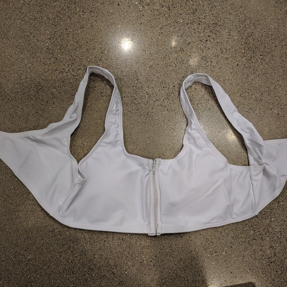 Bathing Suit - Picture 2 of 6